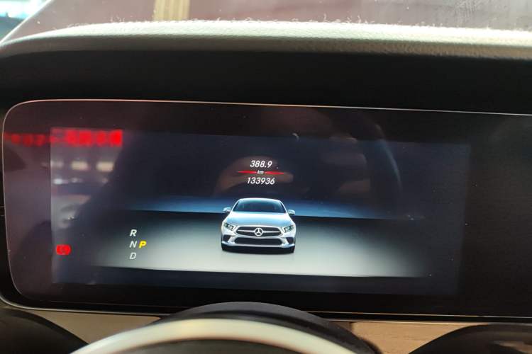 Used Mercedes-Benz CLS 2018 CLS 300 Dynamic Edition Instrument Cluster