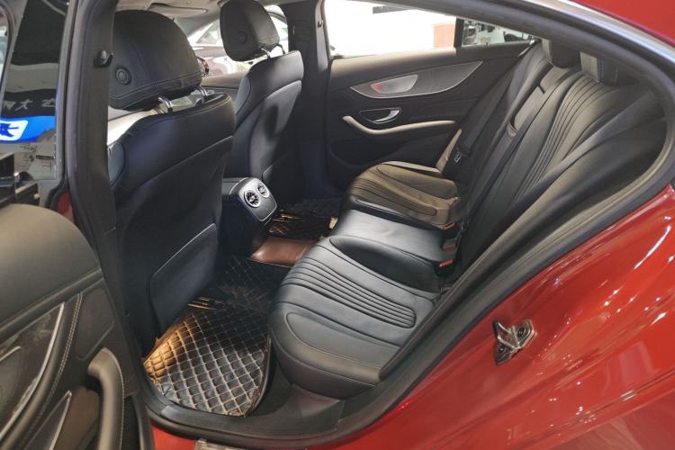 Used Mercedes-Benz CLS 2018 CLS 300 Luxury Model Interior 1