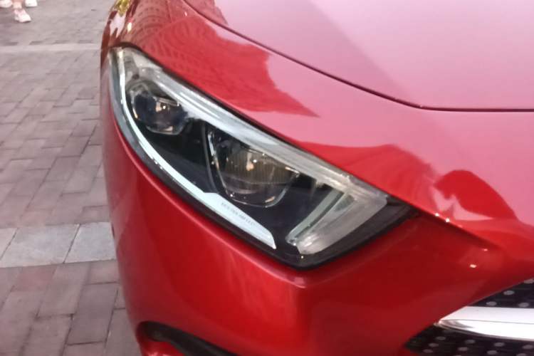 Used Mercedes-Benz CLS 2018 CLS 350 4MATIC Right Front Headlight