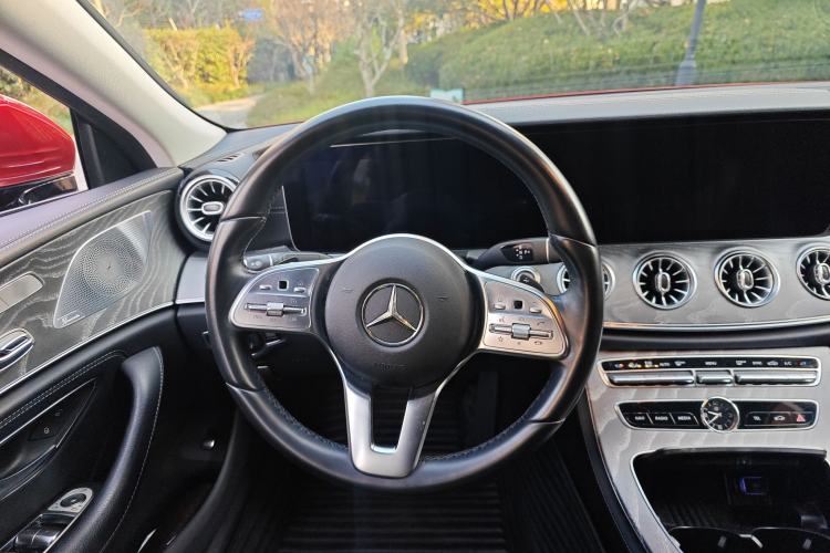 Used Mercedes-Benz CLS 2018 CLS 300 Dynamic Edition Steering Wheel