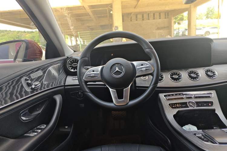 Used Mercedes-Benz CLS 2018 CLS 350 4MATIC Steering Wheel