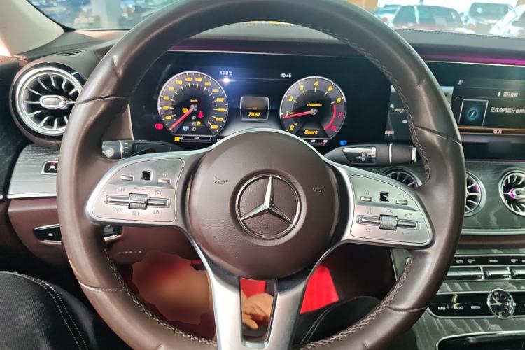 Used Mercedes-Benz CLS 2018 CLS 300 Luxury Model Steering Wheel