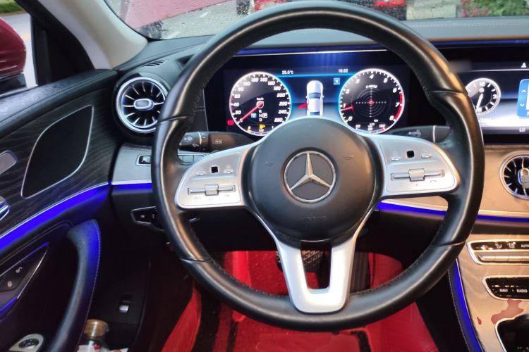 Used Mercedes-Benz CLS 2018 CLS 300 Dynamic Edition Steering Wheel