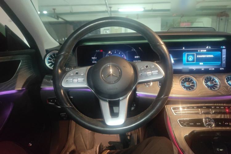 Used Mercedes-Benz CLS 2018 CLS 300 Dynamic Edition Steering Wheel