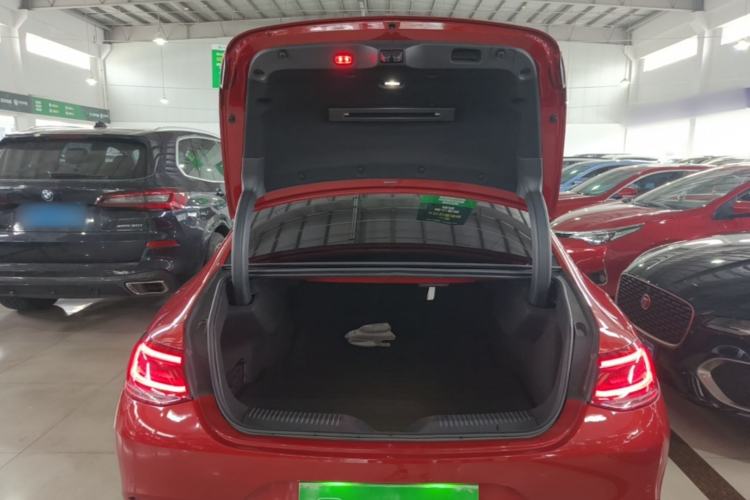 Used Mercedes-Benz CLS 2018 CLS 300 Dynamic Edition Trunk