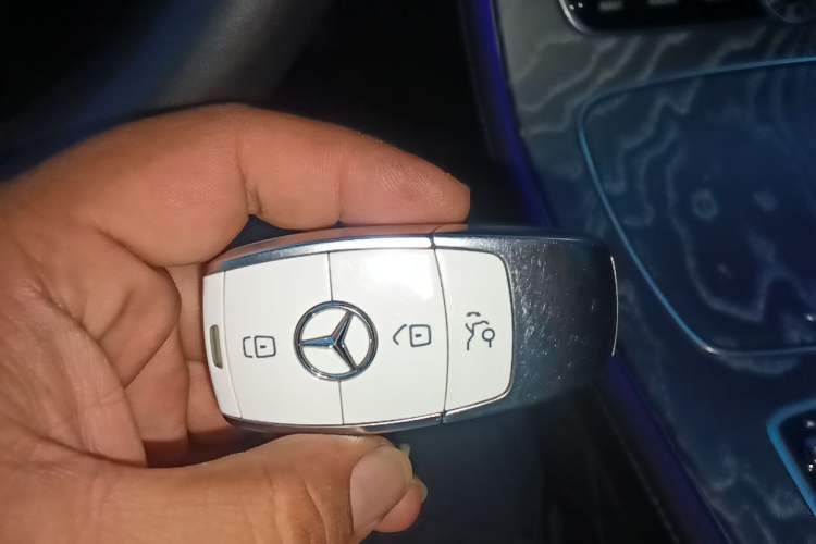 Used Mercedes-Benz CLS 2018 CLS 350 4MATIC Vehicle Key
