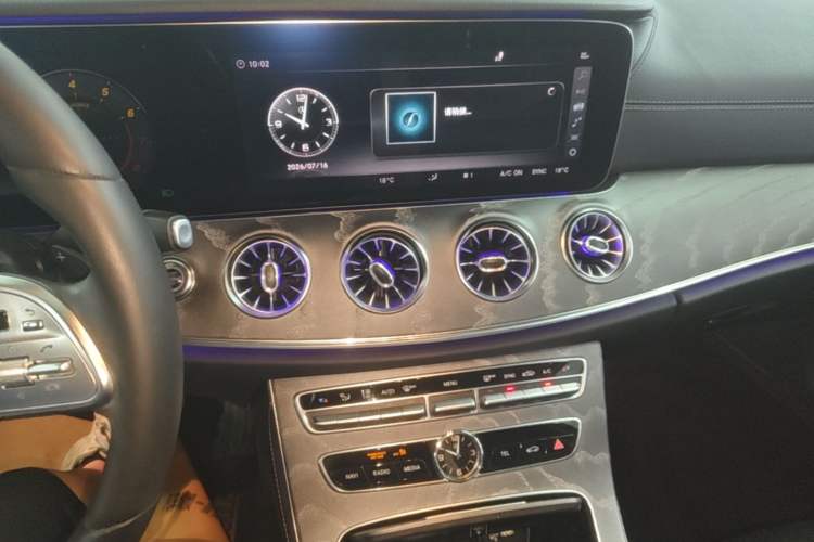 Used Mercedes-Benz CLS 2018 CLS 350 4MATIC Audio And AC Panel