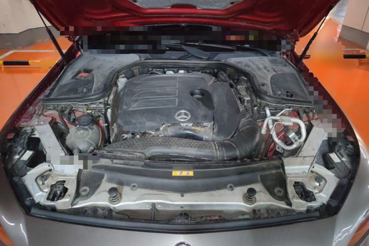 Used Mercedes-Benz CLS 2018 CLS 300 Luxury Model Engine Bay