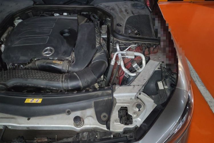 Used Mercedes-Benz CLS 2018 CLS 300 Luxury Model Engine Bay Left
