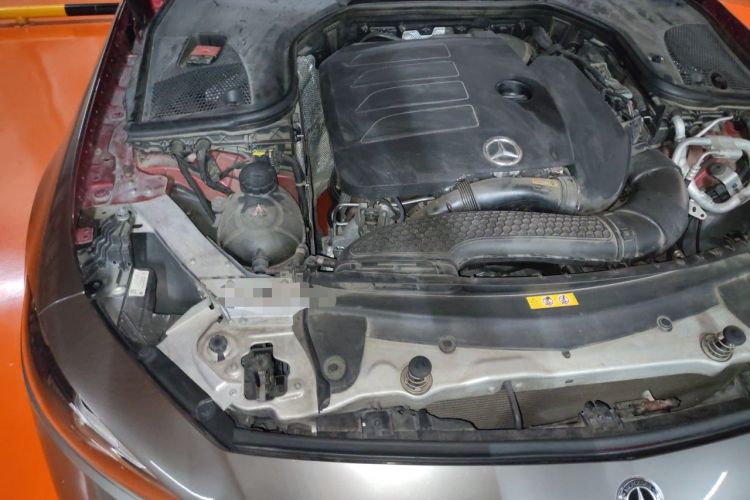 Used Mercedes-Benz CLS 2018 CLS 300 Luxury Model Engine Bay Right
