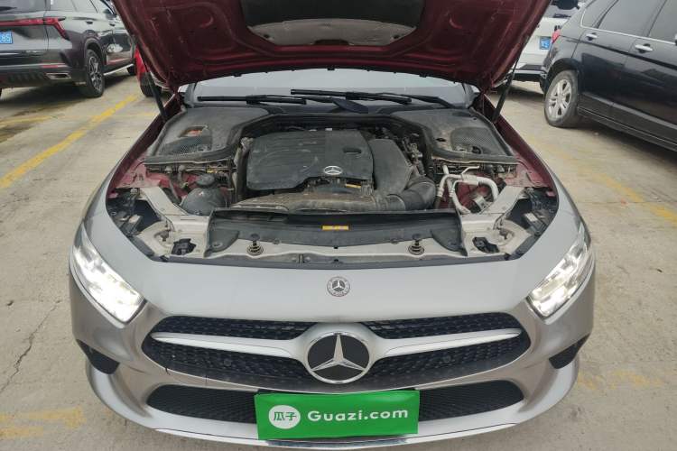 Used Mercedes-Benz CLS 2018 CLS 300 Dynamic Edition Engine Bay