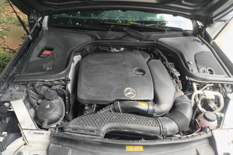 Used Mercedes-Benz CLS 2018 CLS 350 4MATIC Avantgarde Special Edition Engine Bay