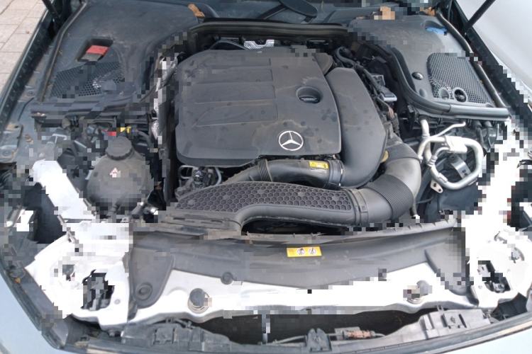 Used Mercedes-Benz CLS 2018 CLS 300 Luxury Model Engine Bay