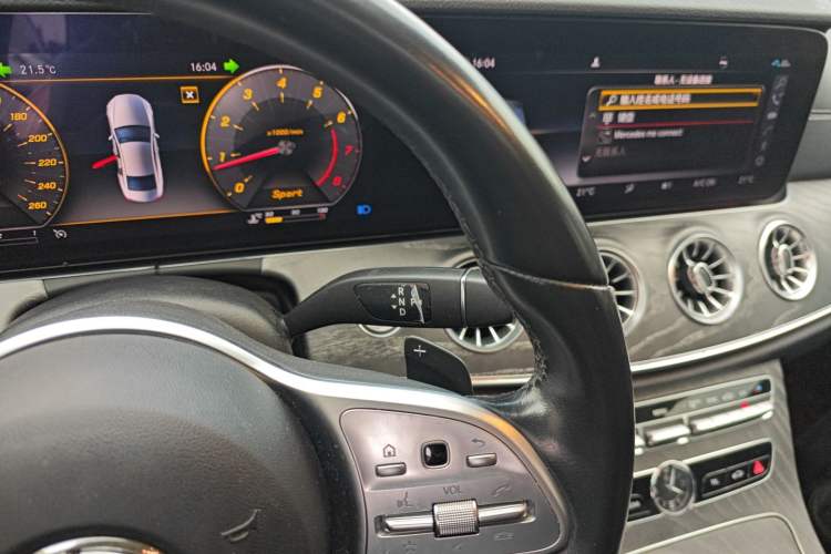 Used Mercedes-Benz CLS 2018 CLS 300 Dynamic Edition Gear Lever