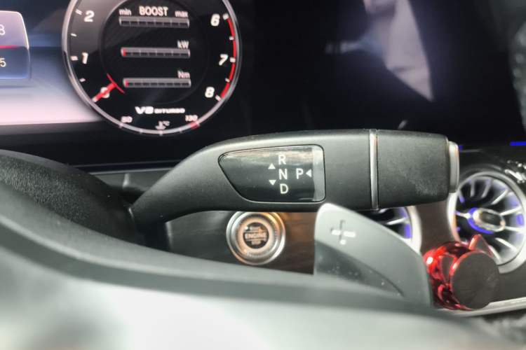 Used Mercedes-Benz CLS 2018 CLS 350 4MATIC Avantgarde Special Edition Gear Lever