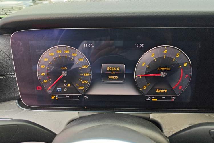 Used Mercedes-Benz CLS 2018 CLS 300 Dynamic Edition Instrument Cluster