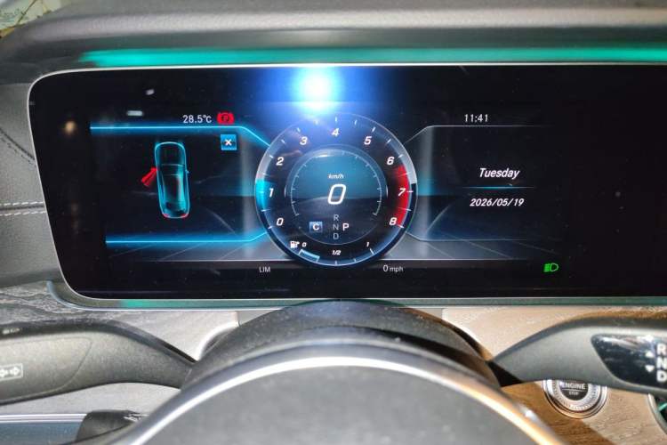 Used Mercedes-Benz CLS 2018 CLS 300 Luxury Model Instrument Cluster