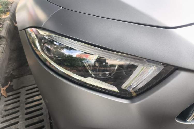 Used Mercedes-Benz CLS 2018 CLS 350 4MATIC Avantgarde Special Edition Right Front Headlight