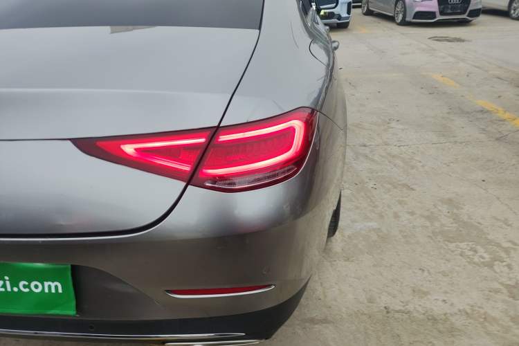 Used Mercedes-Benz CLS 2018 CLS 300 Dynamic Edition Right Rear Taillight
