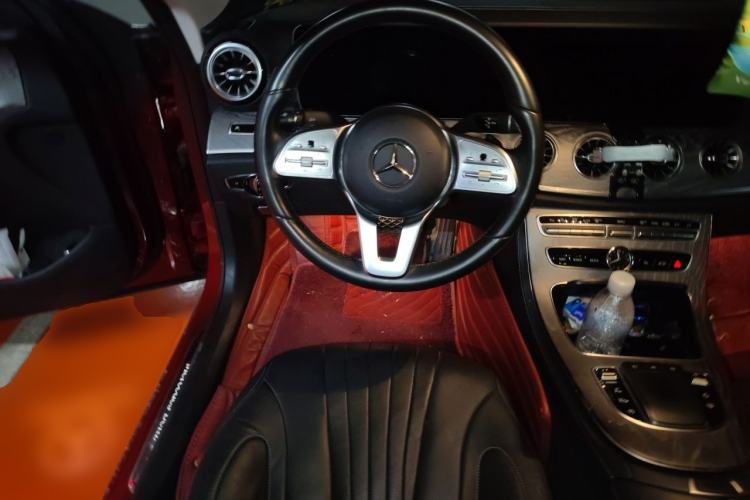 Used Mercedes-Benz CLS 2018 CLS 300 Luxury Model Steering Wheel