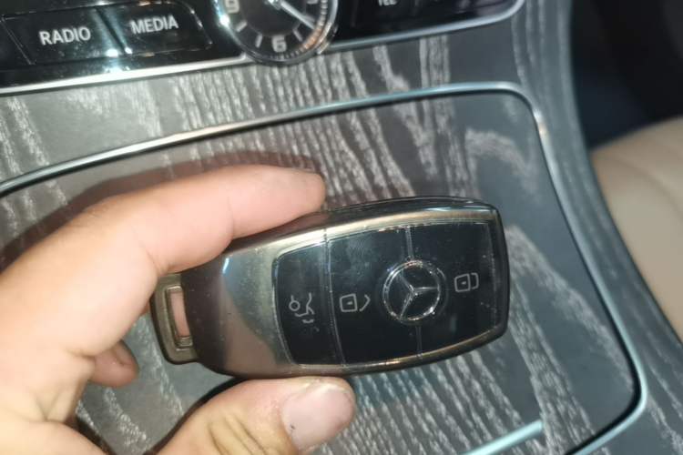 Used Mercedes-Benz CLS 2018 CLS 300 Dynamic Edition Vehicle Key