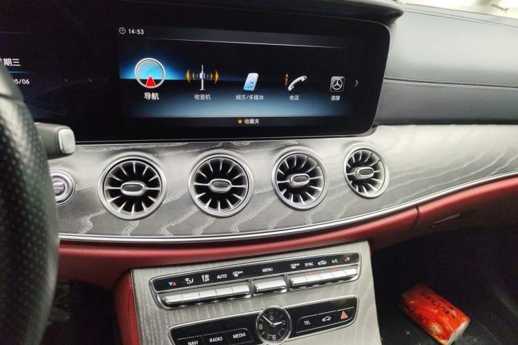 Used Mercedes-Benz CLS 2018 CLS 300 Luxury Model Audio And AC Panel