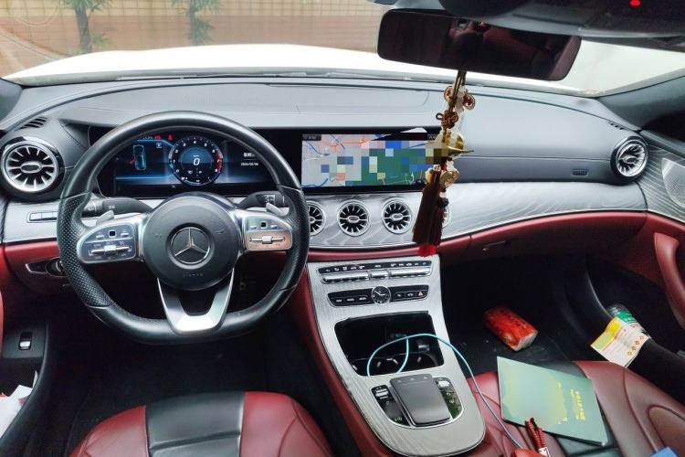 Used Mercedes-Benz CLS 2018 CLS 300 Luxury Model Center Console