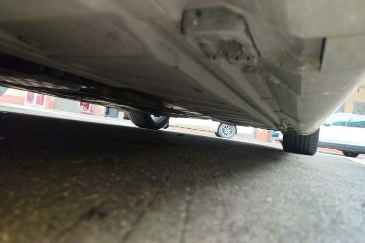 Used Mercedes-Benz CLS 2018 CLS 300 Luxury Model Chassis Front Left