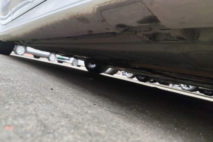 Used Mercedes-Benz CLS 2018 CLS 300 Luxury Model Chassis Front Right