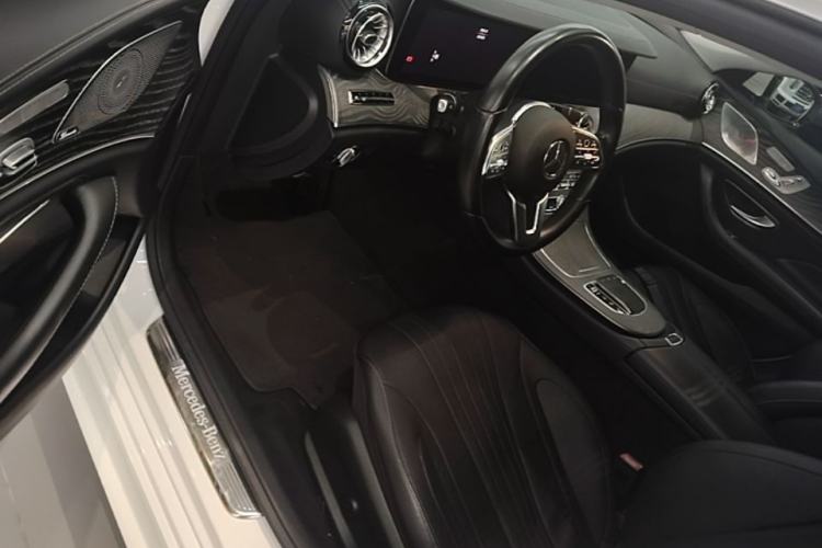 Used Mercedes-Benz CLS 2018 CLS 350 4MATIC Driver Seat
