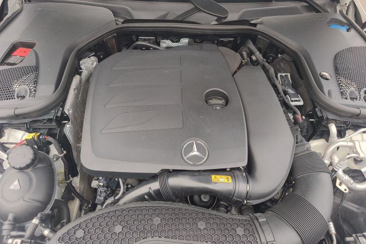 Used Mercedes-Benz CLS 2018 CLS 300 Dynamic Edition Engine Bay