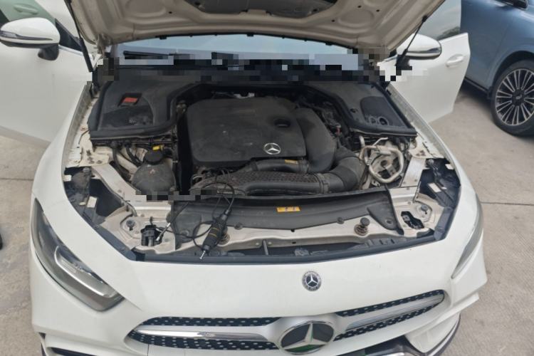 Used Mercedes-Benz CLS 2018 CLS 300 Dynamic Edition Engine Bay