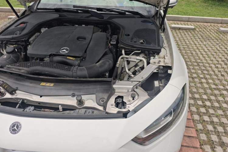 Used Mercedes-Benz CLS 2018 CLS 300 Dynamic Edition Engine Bay Left