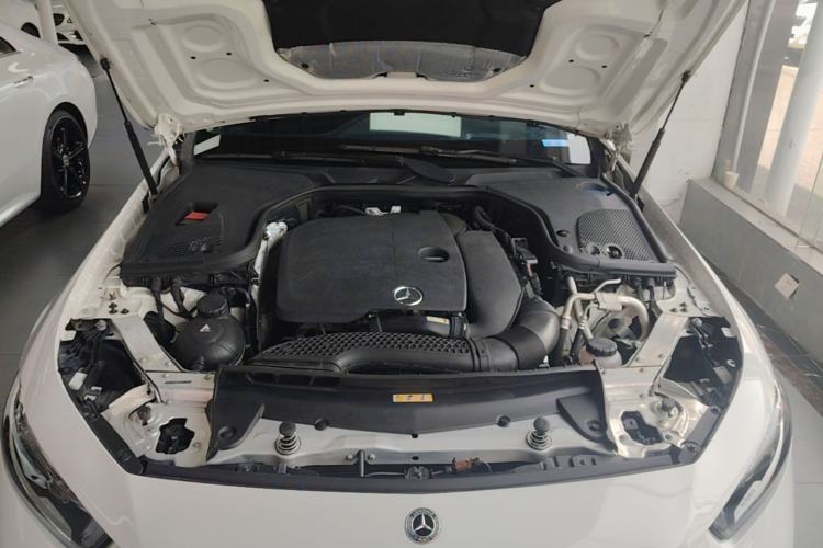 Used Mercedes-Benz CLS 2018 CLS 350 4MATIC Engine Bay