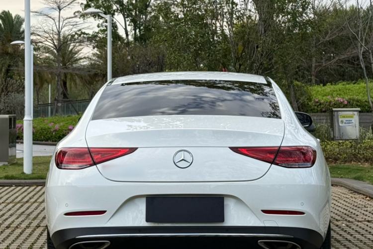Used Mercedes-Benz CLS 2018 CLS 300 Dynamic Edition Exterior 2
