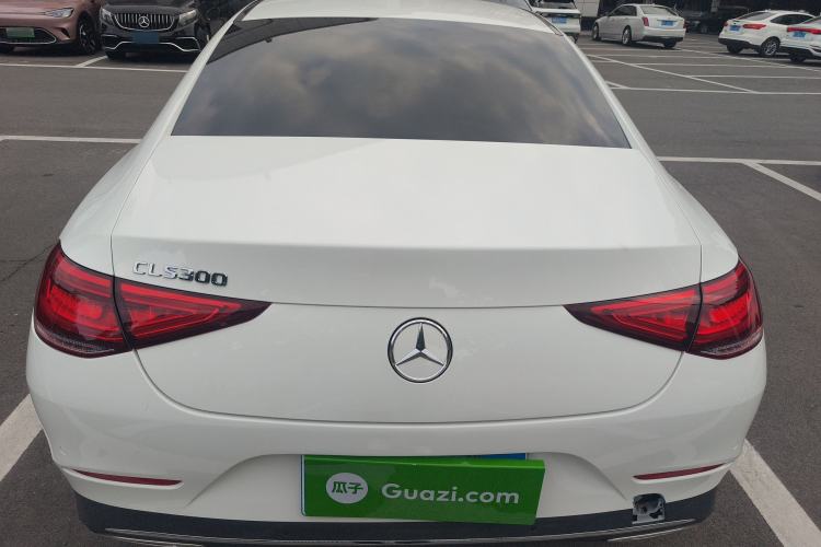 Used Mercedes-Benz CLS 2018 CLS 300 Dynamic Edition Exterior 4