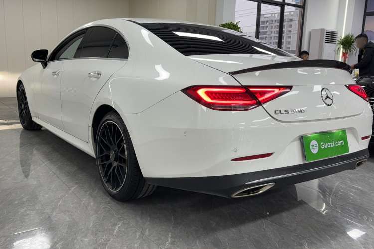 Used Mercedes-Benz CLS 2018 CLS 300 Dynamic Edition Exterior 4
