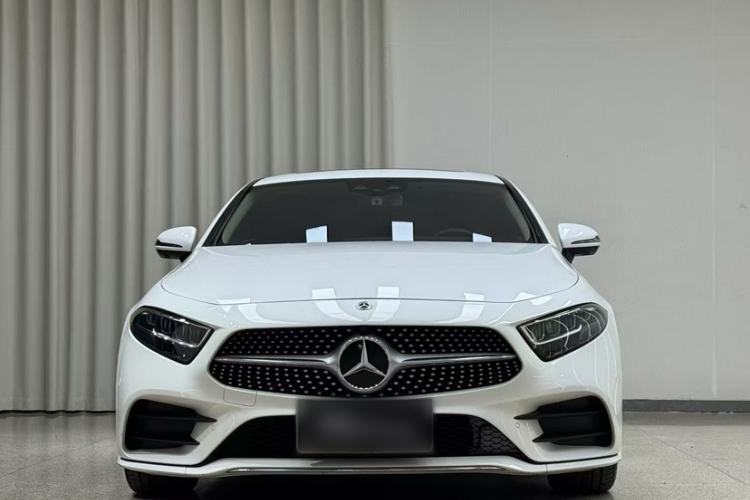 Used Mercedes-Benz CLS 2018 CLS 300 Luxury Model Exterior 5