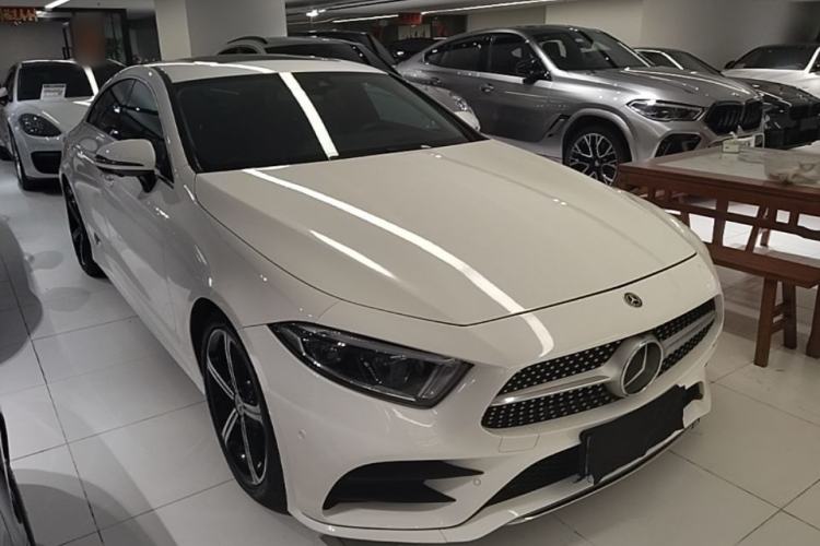 Used Mercedes-Benz CLS 2018 CLS 350 4MATIC Front Right 45 Deg