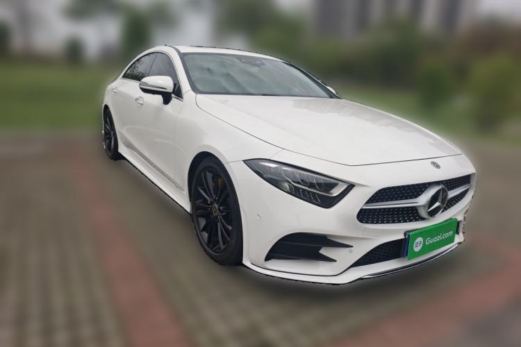 Used Mercedes-Benz CLS 2018 CLS 300 Dynamic Edition Front Right 45 Deg