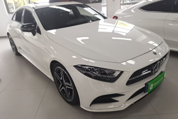 Used Mercedes-Benz CLS 2018 CLS 300 Dynamic Edition Front Right 45 Deg
