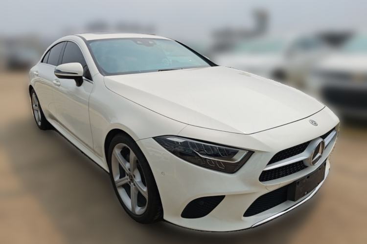 Used Mercedes-Benz CLS 2018 CLS 300 Dynamic Edition Front Right 45 Deg