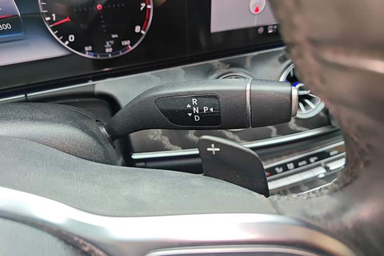 Used Mercedes-Benz CLS 2018 CLS 300 Luxury Model Gear Lever