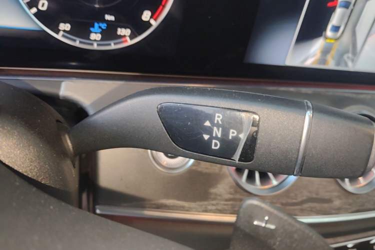 Used Mercedes-Benz CLS 2018 CLS 350 4MATIC Gear Lever