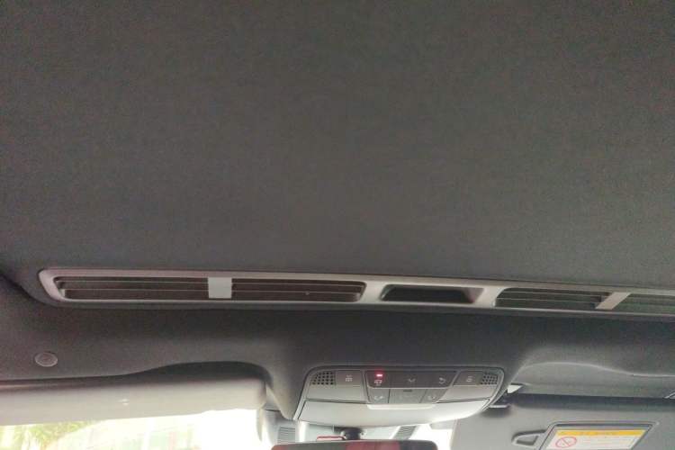 Used Mercedes-Benz CLS 2018 CLS 300 Luxury Model Headliner