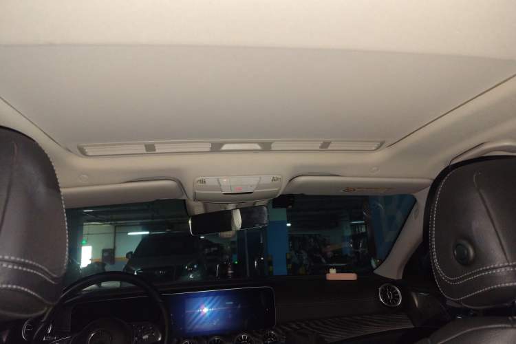 Used Mercedes-Benz CLS 2018 CLS 300 Dynamic Edition Headliner