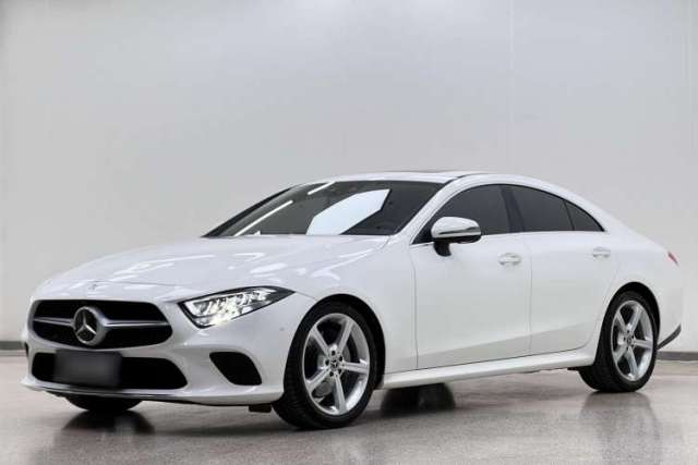 Ojetý Mercedes-Benz CLS 2018 CLS 300 Dynamic Edition