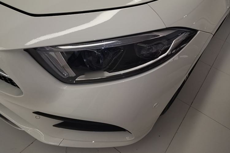 Used Mercedes-Benz CLS 2018 CLS 350 4MATIC Left Front Headlight