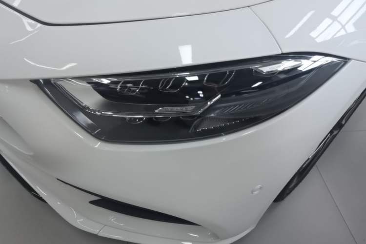 Used Mercedes-Benz CLS 2018 CLS 300 Dynamic Edition Left Front Headlight