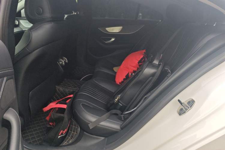 Used Mercedes-Benz CLS 2018 CLS 300 Dynamic Edition Left Rear Seat